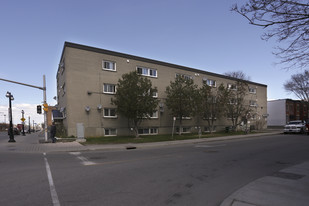 303 King Edward Ave Apartments