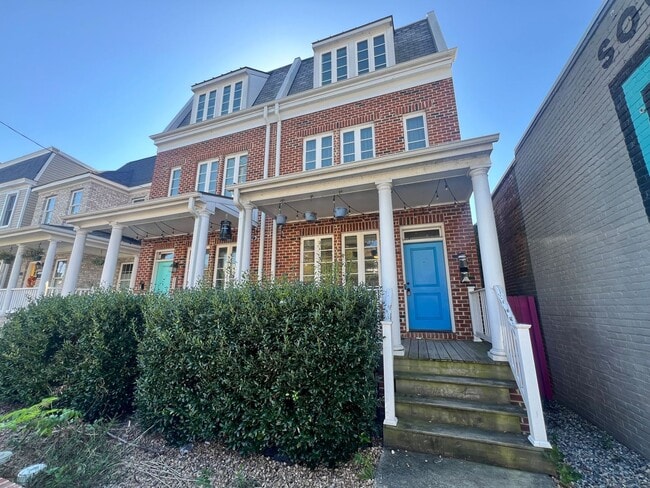 property at 2617 1/2 W Main St