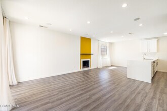 28801 Conejo View Dr in Agoura Hills, CA - Building Photo - Building Photo