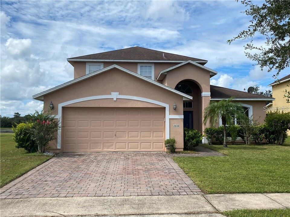 2838 Sweetspire Cir in Kissimmee, FL - Building Photo