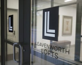 Leavenworth Lofts in Omaha, NE - Foto de edificio - Building Photo