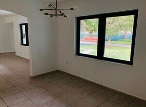 607 Palermo Ave in Coral Gables, FL - Foto de edificio - Building Photo