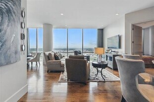 1301 Throckmorton St in Fort Worth, TX - Building Photo