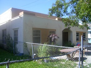 180 NW 59th St in Miami, FL - Building Photo - Building Photo