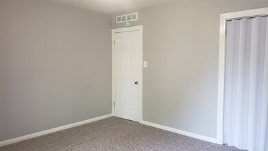 7715 Glover St in Houston, TX - Building Photo - Building Photo