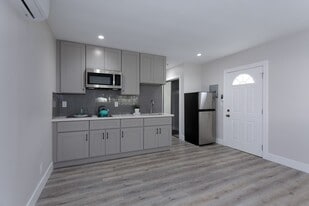 783 E Grand Ave in Pomona, CA - Building Photo