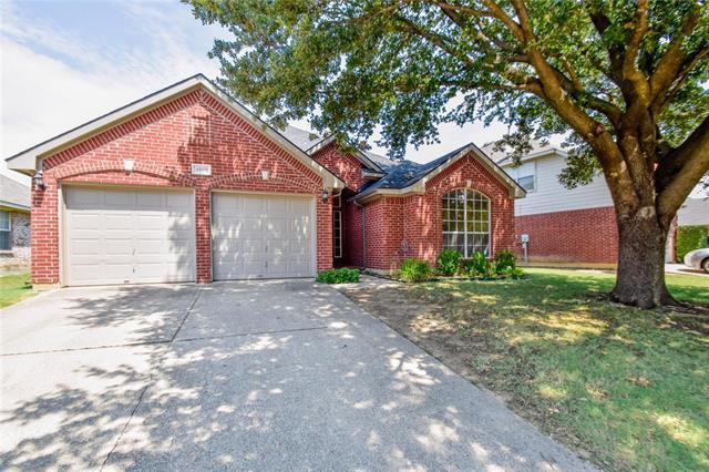 4809 Grainger Trail in Fort Worth, TX - Building Photo