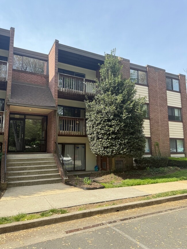 property at 3930-10305 Pender Dr