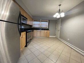 6450 S New England Ave in Chicago, IL - Building Photo - Building Photo