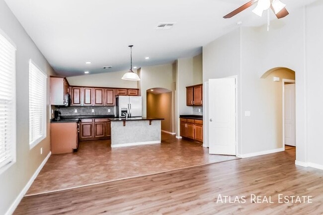 property at 34724 N Barzona Trail