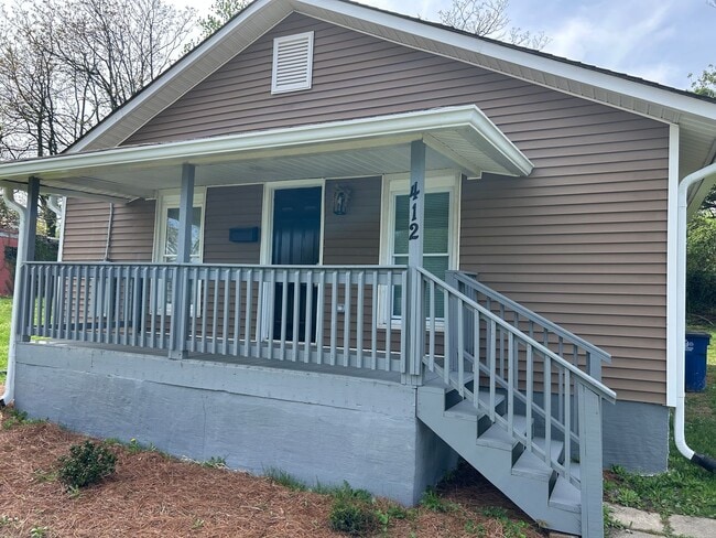 property at 412 W Twenty-Seventh St