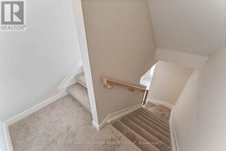 757 Kinstead Private in Ottawa, ON - Building Photo - Building Photo