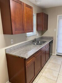 11019 Shadowfield Dr photo'