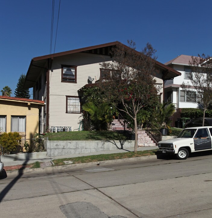 1427 Kellam Ave in Los Angeles, CA - Building Photo