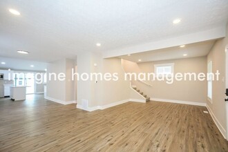 1118 N Parker Ave in Indianapolis, IN - Foto de edificio - Building Photo