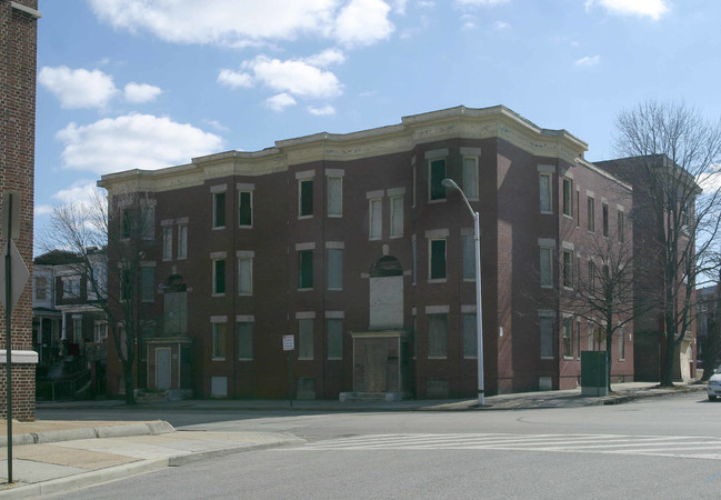 841-847 Whitelock St in Baltimore, MD - Building Photo - Building Photo