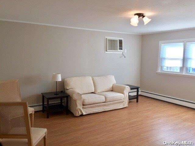 14 Nicholas Ave in East Rockaway, NY - Building Photo - Building Photo