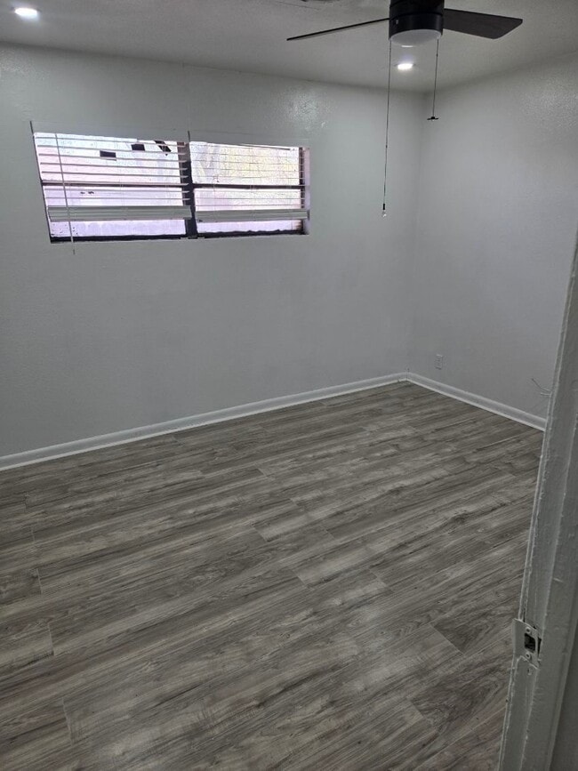 property at 5427 Heatherbrook Dr