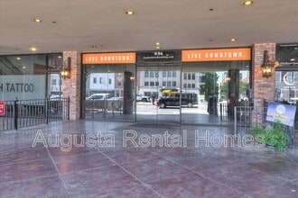 936 Broad St in Augusta, GA - Foto de edificio - Building Photo