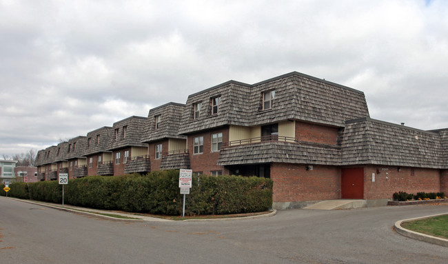 The Citadel in Whitby, ON - Building Photo - Primary Photo