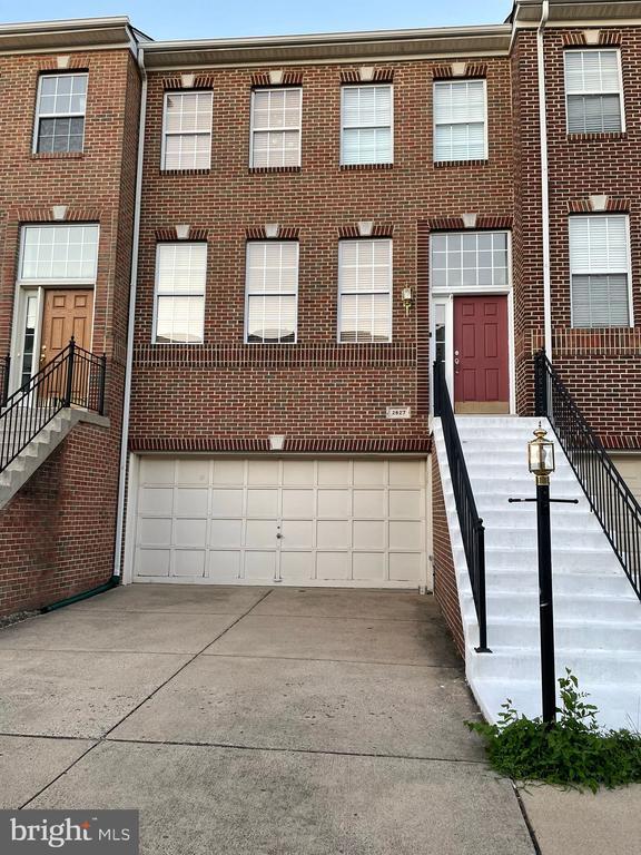 property at 2627 Tarleton Corner Dr