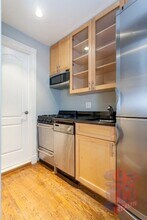147 Avenue A in New York, NY - Building Photo - Building Photo