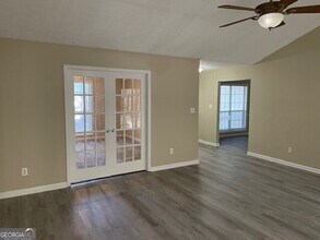 385 Burch Rd in Fayetteville, GA - Building Photo - Building Photo