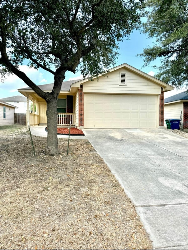 property at 6739 Freedom Oaks