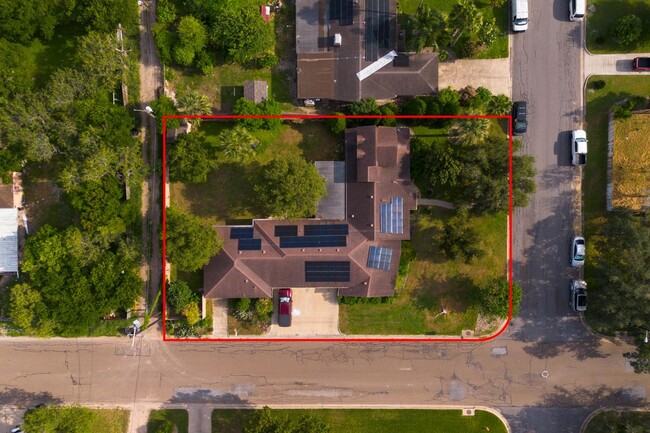property at 1635 Sam Houston Dr