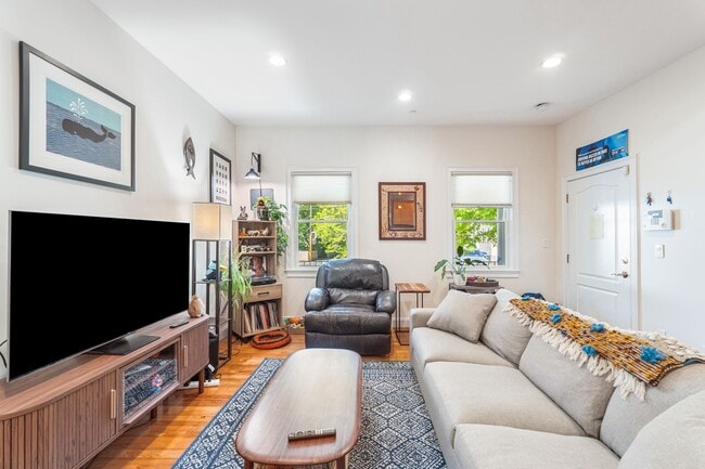 112 Academy Hill Rd, Unit 1
