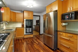 7066 East Ln in Eden, NY - Building Photo - Building Photo