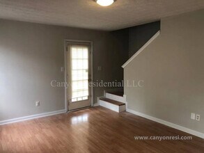 4543 Latchwood Dr in Stonecrest, GA - Building Photo - Building Photo