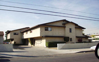 2461 Potrero Ave Apartments