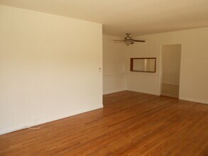 10842 Oregon Ave in Culver City, CA - Building Photo - Building Photo