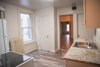 903 1/2 W Allen St in Allentown, PA - Building Photo - Building Photo