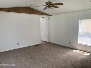 2181 Blue Creek Rd in Jacksonville, NC - Building Photo - Building Photo