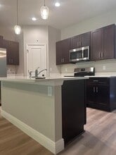 1575 S Montgomery St in DeLand, FL - Building Photo - Building Photo