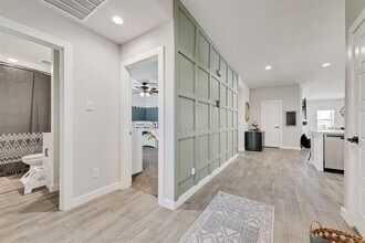 1513 Hulen Park Trl in Alvarado, TX - Foto de edificio - Building Photo