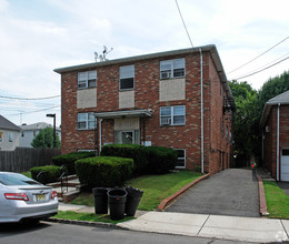 78 Florence Ave in Belleville, NJ - Building Photo - Building Photo