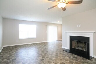 2362 Montezuma Express Dr in Greenfield, IN - Building Photo - Building Photo