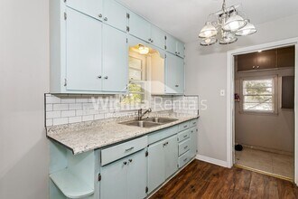 2215 S Green St in Wichita, KS - Building Photo - Building Photo