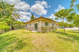14708 NE 7th Ave-Unit -14708 in Miami, FL - Building Photo - Building Photo