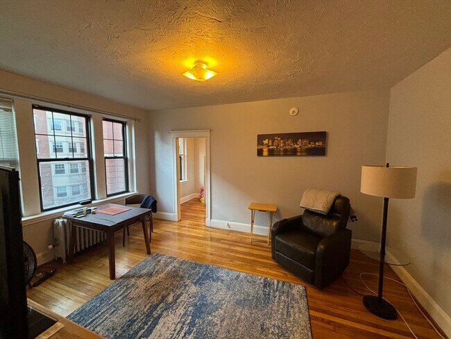 property at 66 Queensberry St