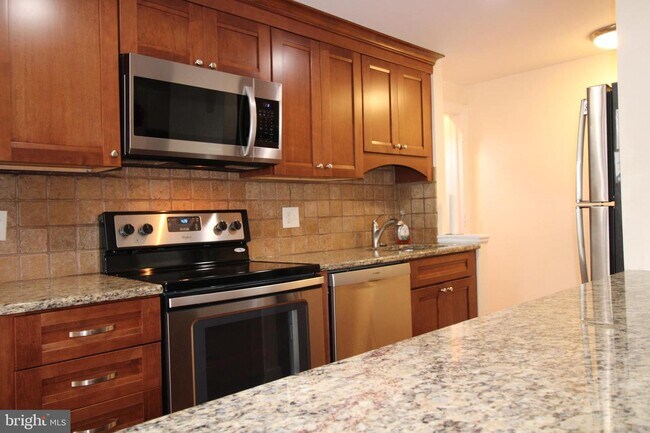 5542 Torresdale Ave photo'