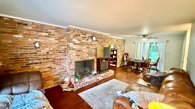 379 Dove Valley Rd in Collierville, TN - Building Photo - Building Photo