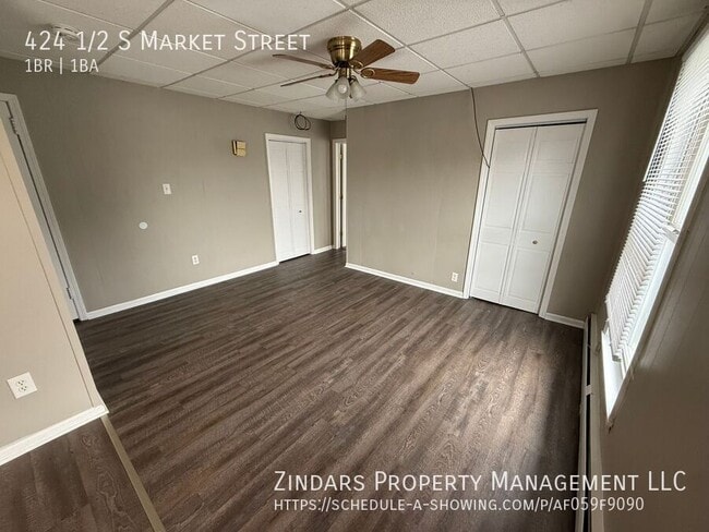 property at 424 S Market St