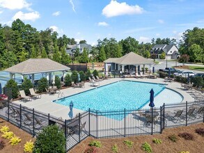 6639 Trail Side Dr in Flowery Branch, GA - Building Photo - Building Photo