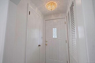 15 Community Rd in Coram, NY - Building Photo - Building Photo