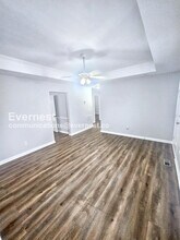 208 Centennial Dr in La Vergne, TN - Building Photo - Building Photo