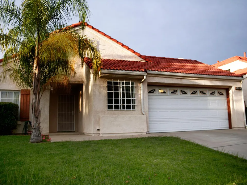 25231 Bristol Ave in Moreno Valley, CA - Building Photo